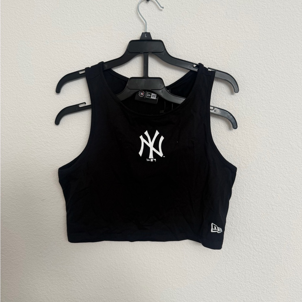 New Era Black Crop Top with White Logo - New York Yankees